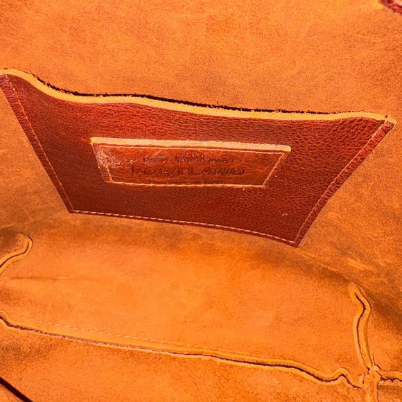 Portland Leather Brown Bucket Bag - Picture 6 of 9